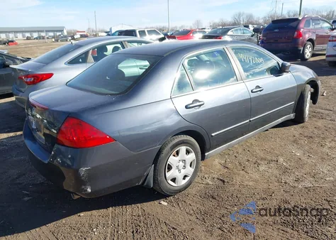 2007 Honda Accord 2.4 Lx z USA, uszkodzony, nr VIN 1HGCM56477A100501